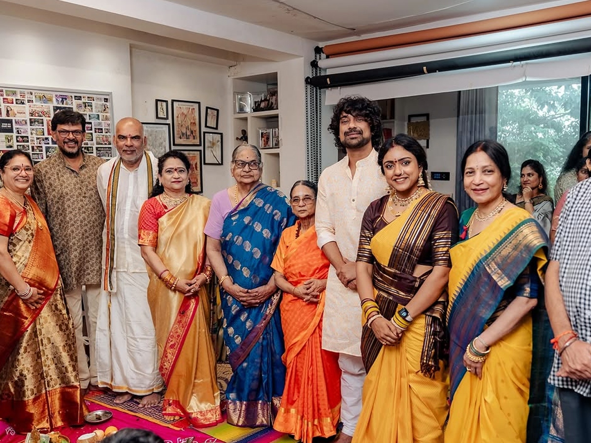 vithika_20sheru_20new_20house_20ceremony4.jpg 5