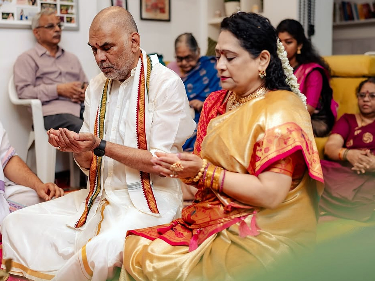 vithika_20sheru_20new_20house_20ceremony8.jpg 9