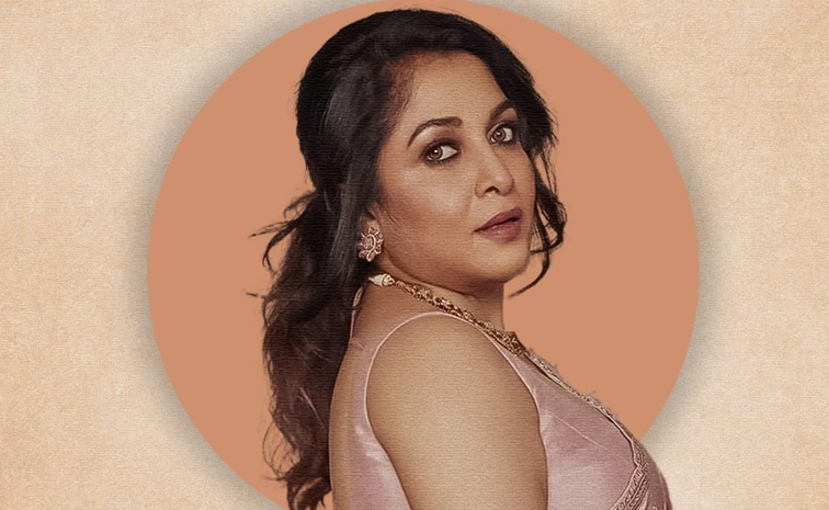 Ramya-Krishnan-birthday.jpg