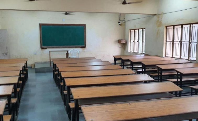 Telangana_Colleges_Bandh.jpg