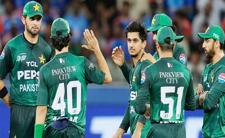 pakistanteam.jpg