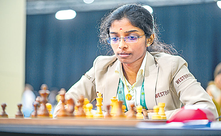 VAISHALI-LAST-ROUND.jpg