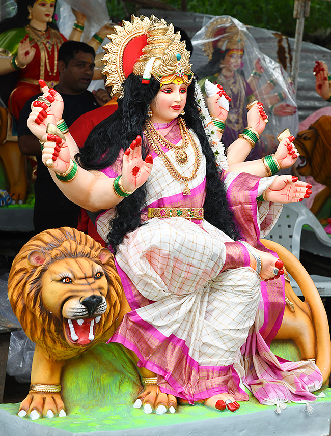 Dasara_202025_20_20Durga_20Mata_20Idol_20Making_20in_20Hyderabad__20_285_29.jpg 5