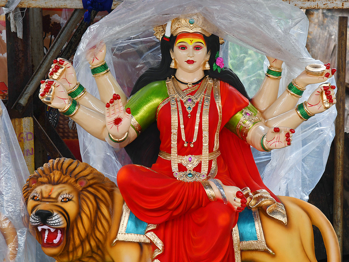 Dasara_202025_20_20Durga_20Mata_20Idol_20Making_20in_20Hyderabad__20_286_29.jpg 6