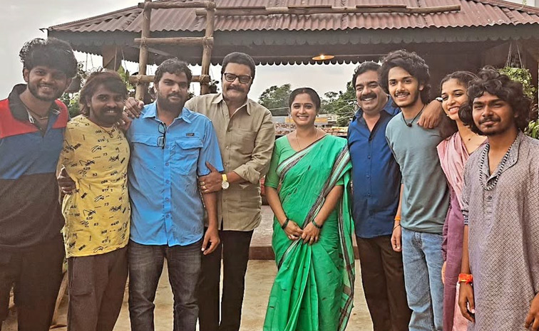 Court_20Movie_20Actress_20Sridevi_20And_20Roshan_20New_20Movie_20Band_20Melam_20Glimpse_20Release_20Photos_20_282_29.jpg 10
