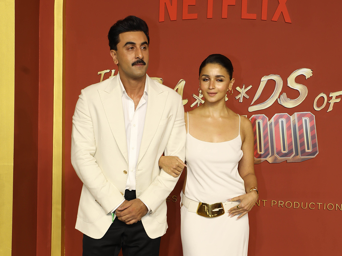 Premiere_20of_20the_20upcoming_20Netflix_20series_20The_20Bads_20of_20Bollywood__20_283_29.jpg 3
