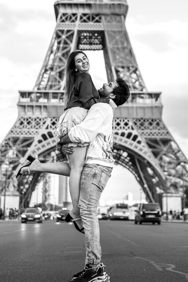 Aadhi_20Pinisetty_20Paris_20Vacation_20with_20Wife_20Nikki_20Galrani_20Photos_20_2810_29.jpg 11