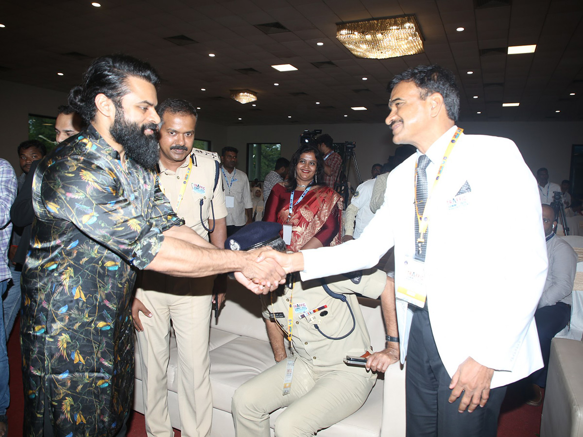 Hyderabad_20Hosts_20Traffic_20and_20Road_20Safety_20Summit_202025_20Photos__20_286_29.jpg 6