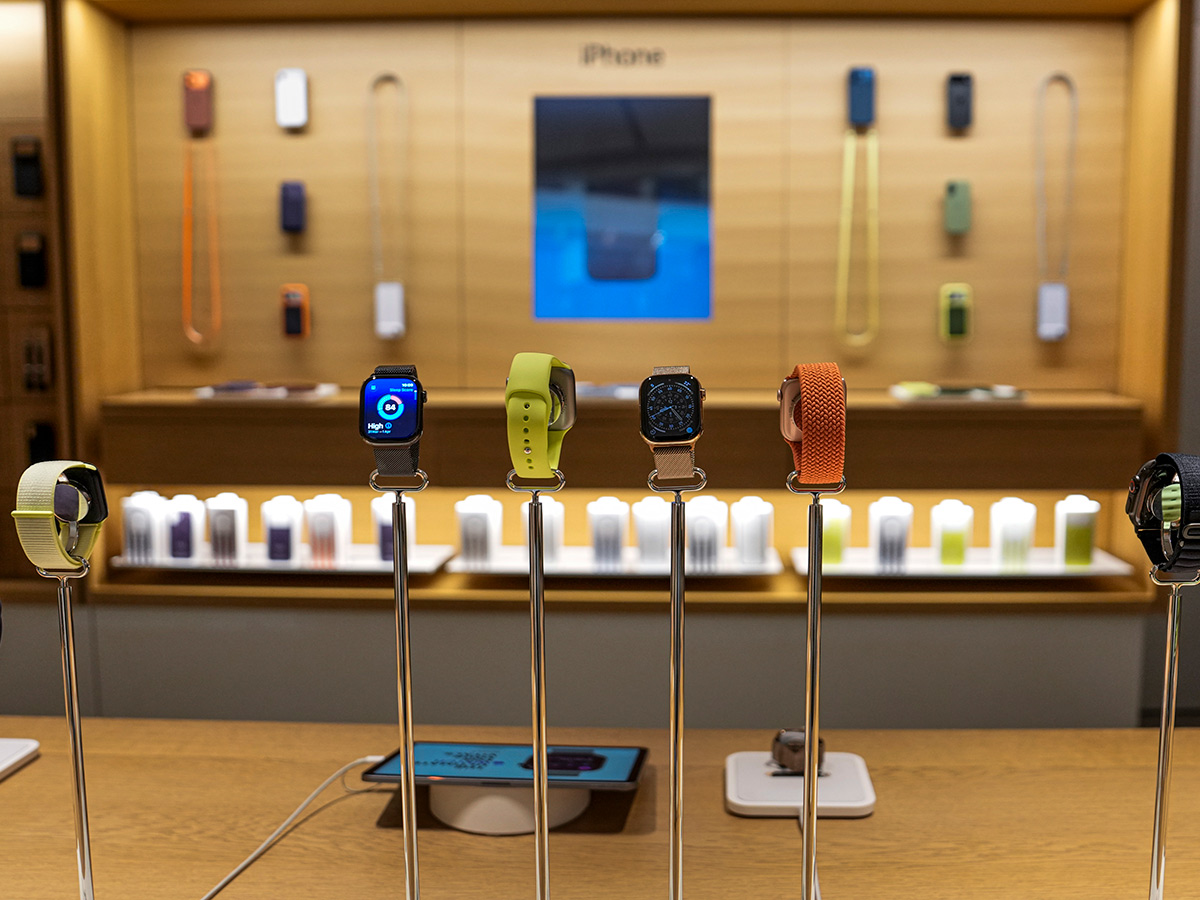 Apples_20newly_20launched_20iPhone_2017_20series_20smartphones__20_2819_29.jpg 19