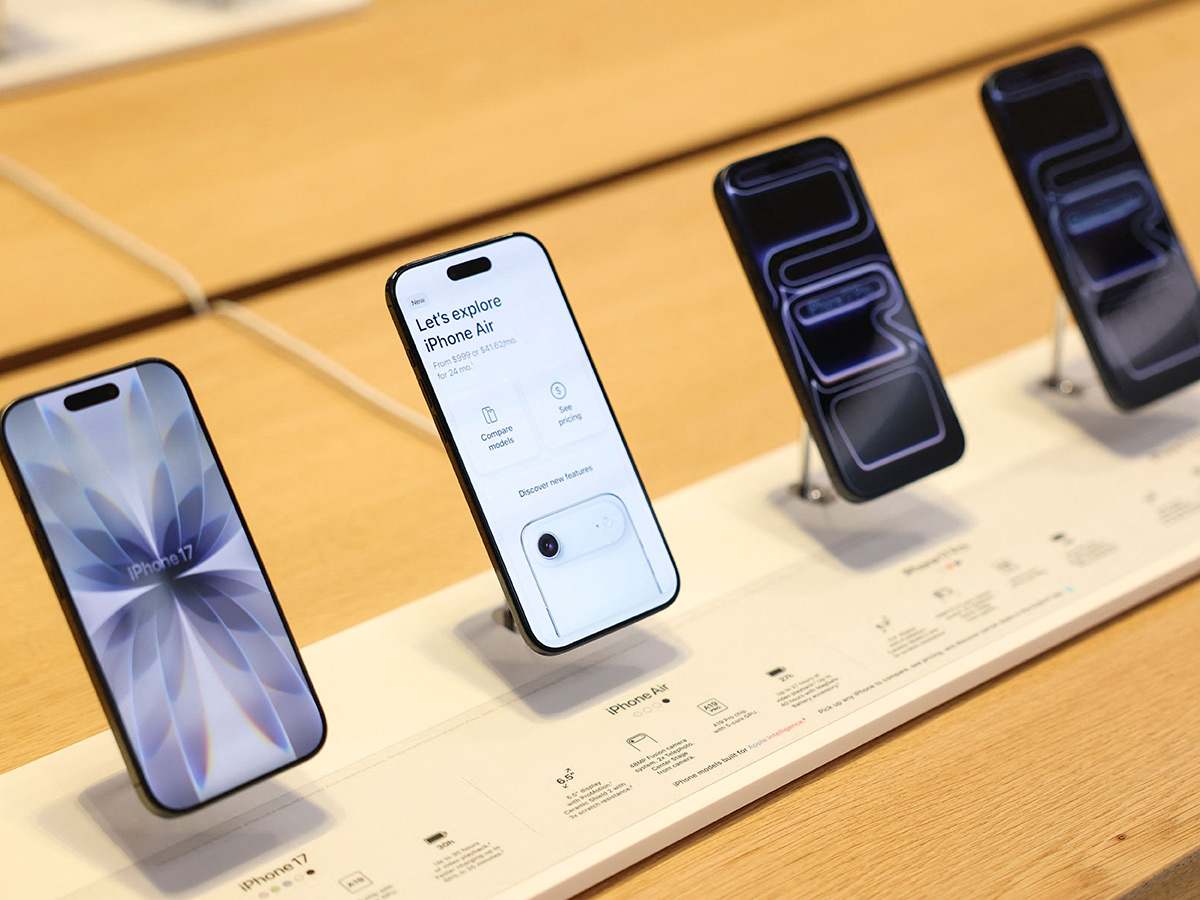 Apples_20newly_20launched_20iPhone_2017_20series_20smartphones__20_2823_29.jpg 23