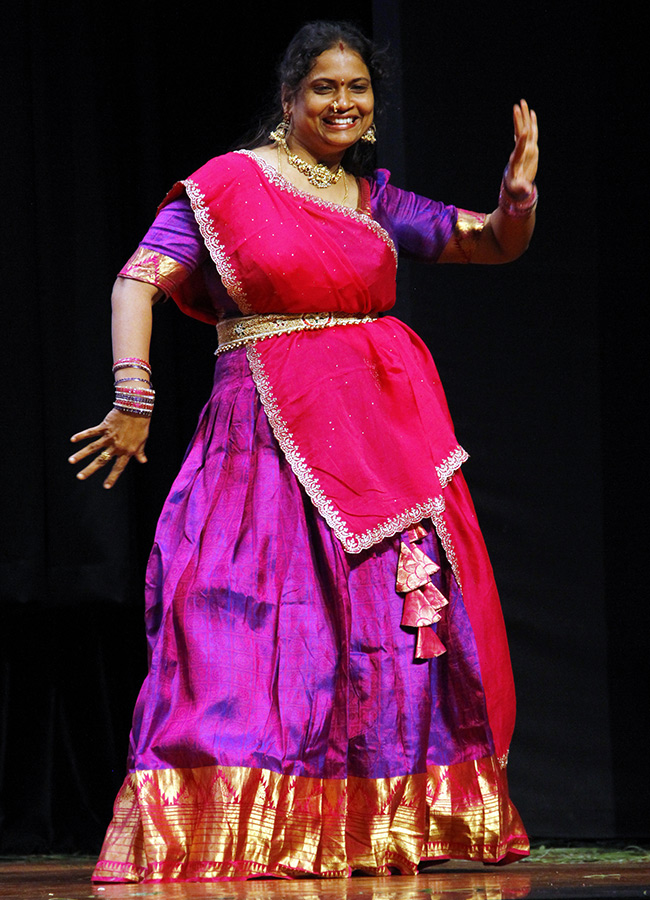 Vijayawada_20Dasara_20Cultural_20Festivals_20Conclude_20Photos__20_2825_29.jpg 25