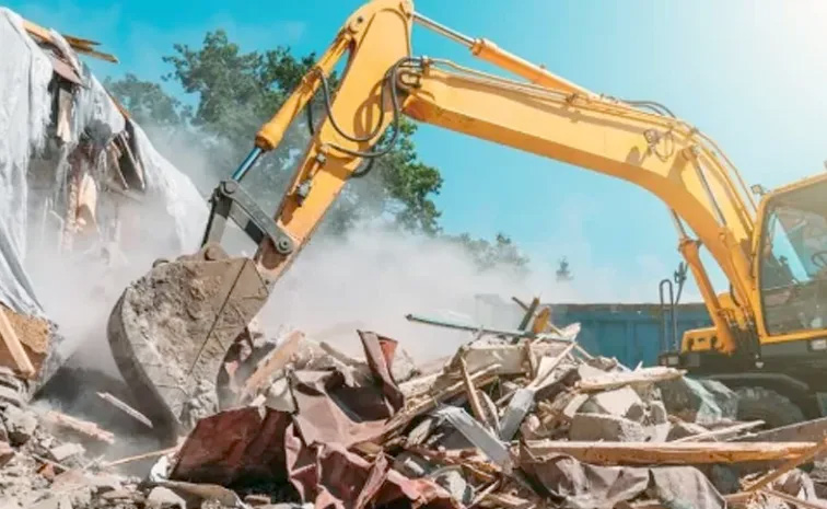 hydra-demolition1.jpg
