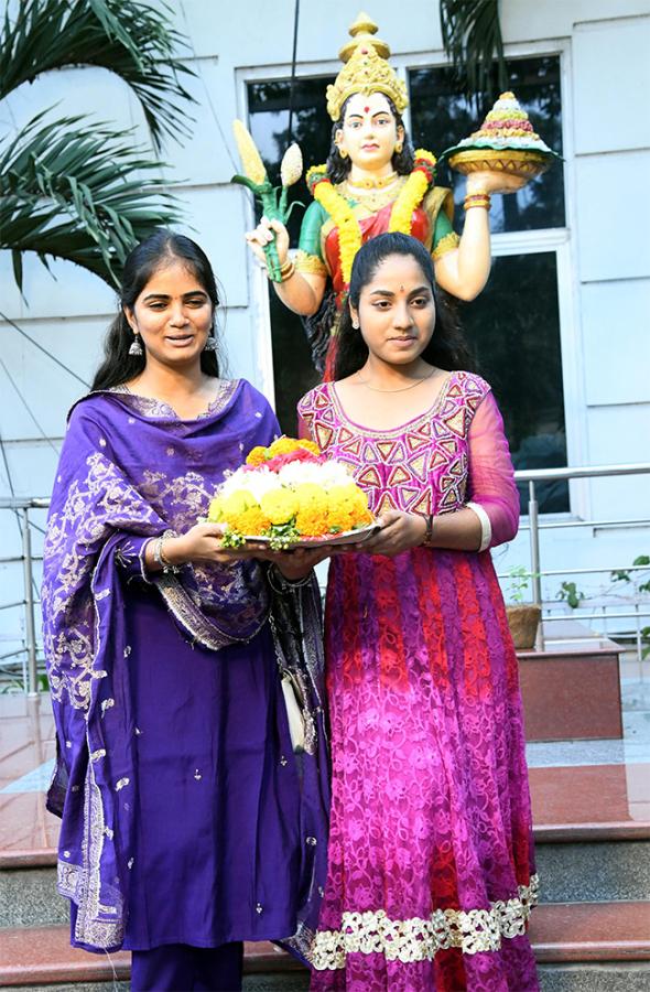 Bathukamma_20Festival_20Celebrations_202025_20Photos__20_2830_29.jpg 30