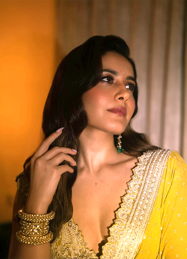 Tollywood_20Actress_20Raashii_20Khanna_20Latest_20Photos__20_2810_29.jpg 10