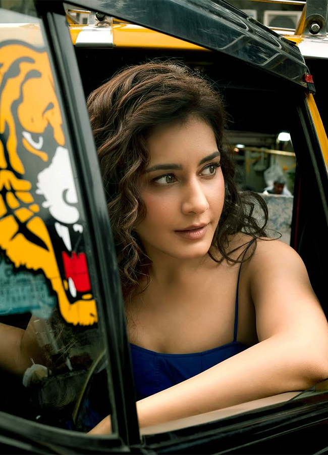 Tollywood_20Actress_20Raashii_20Khanna_20Latest_20Photos__20_2812_29.jpg 12