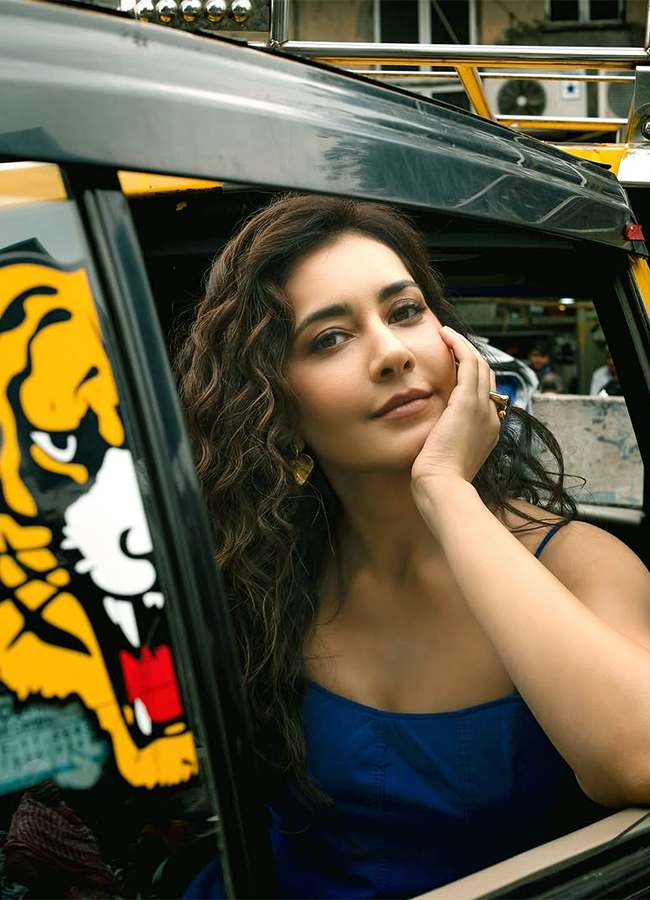 Tollywood_20Actress_20Raashii_20Khanna_20Latest_20Photos__20_2813_29.jpg 13