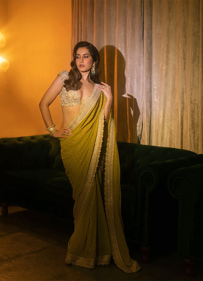 Tollywood_20Actress_20Raashii_20Khanna_20Latest_20Photos__20_284_29.jpg 4