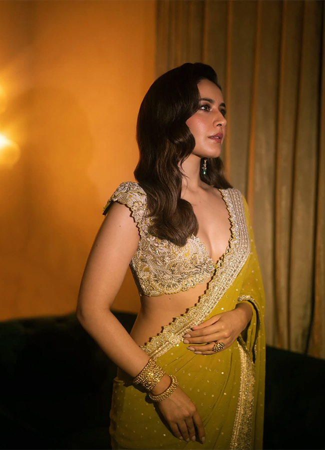 Tollywood_20Actress_20Raashii_20Khanna_20Latest_20Photos__20_287_29.jpg 7
