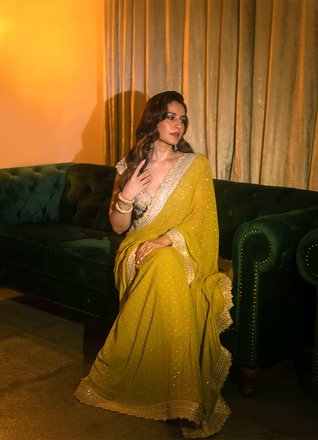 Tollywood_20Actress_20Raashii_20Khanna_20Latest_20Photos__20_288_29.jpg 8