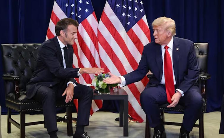 Macron.jpg