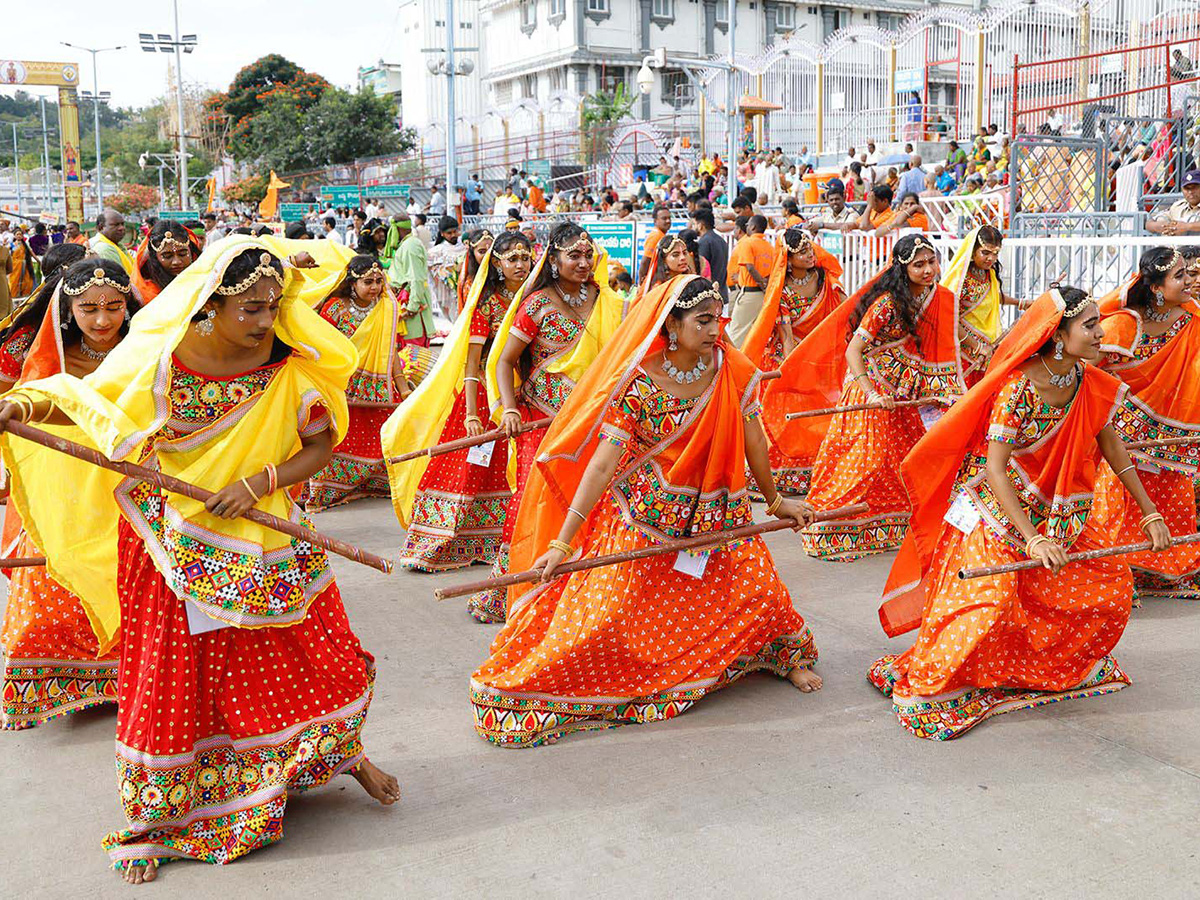 Simha_20Vahana_20Seva_20Tirumala_20Brahmotsavalu_202025_20Photos__20_2811_29.jpg 11