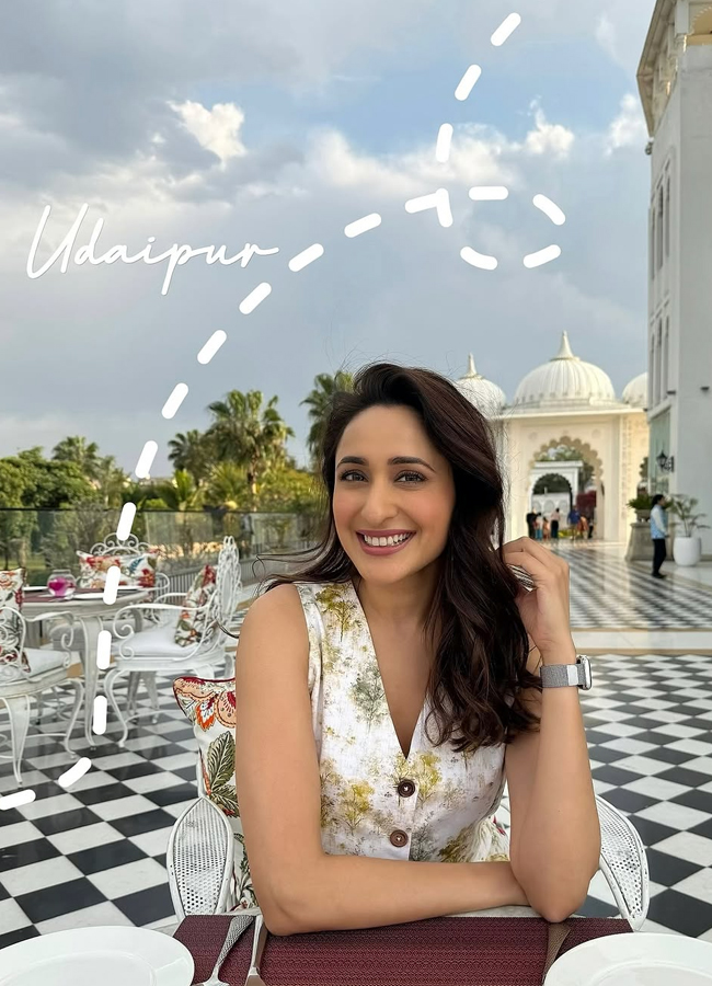 Pragya_20Jaiswal2.jpg 3
