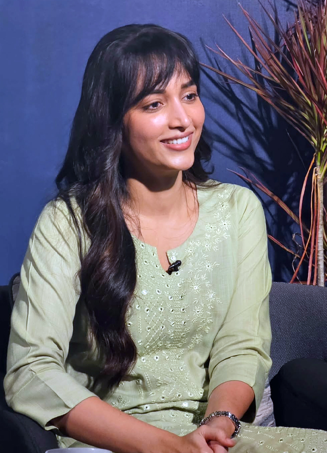 Srinidhi_20shetty8.jpg 9