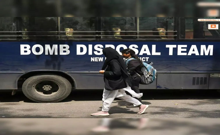 bomb.jpg