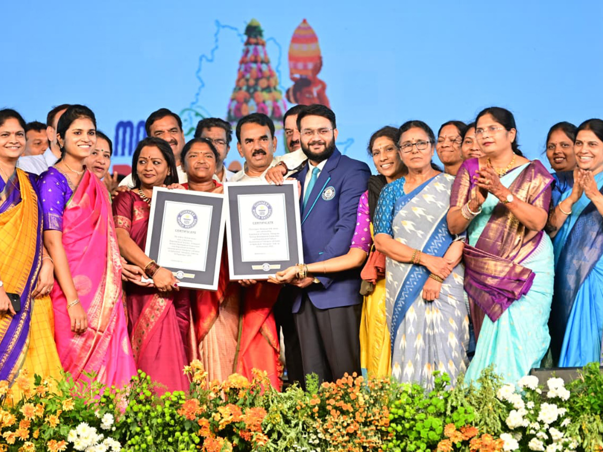 Bathukamma_20Place_20In_20Guinness_20World_20Record_20In_20Saroornagar_20Photos__20_283_29.jpg 3