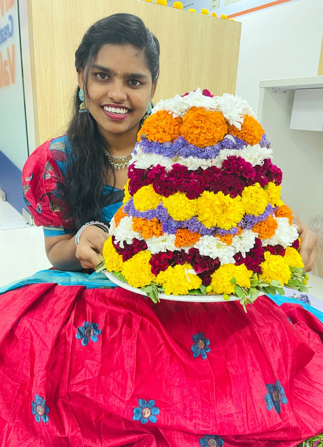 Bathukamma_20in_20TG12.jpg 13