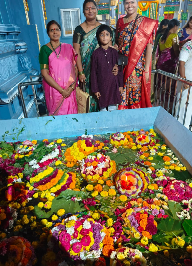 Bathukamma_20in_20TG2.jpg 3