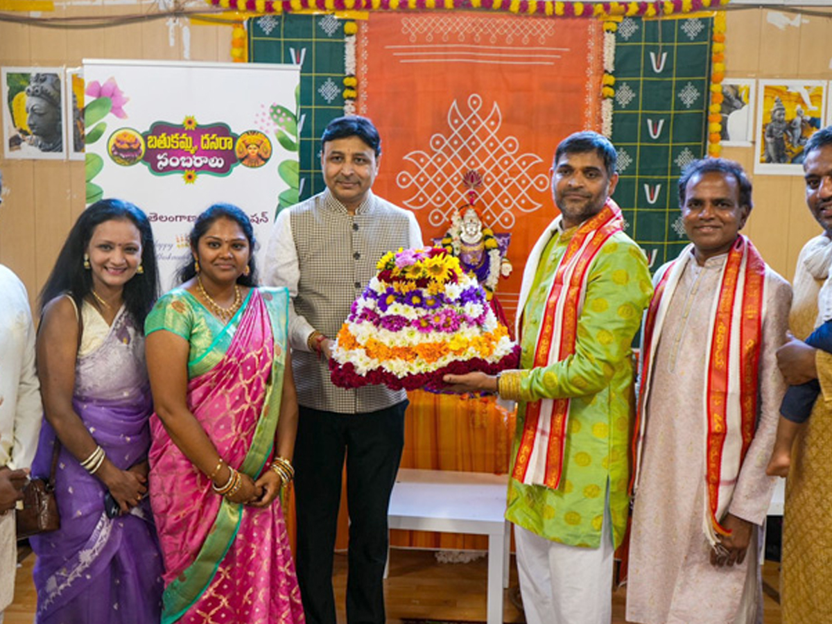 Bathukamma_20in_20berlin2.jpg 8