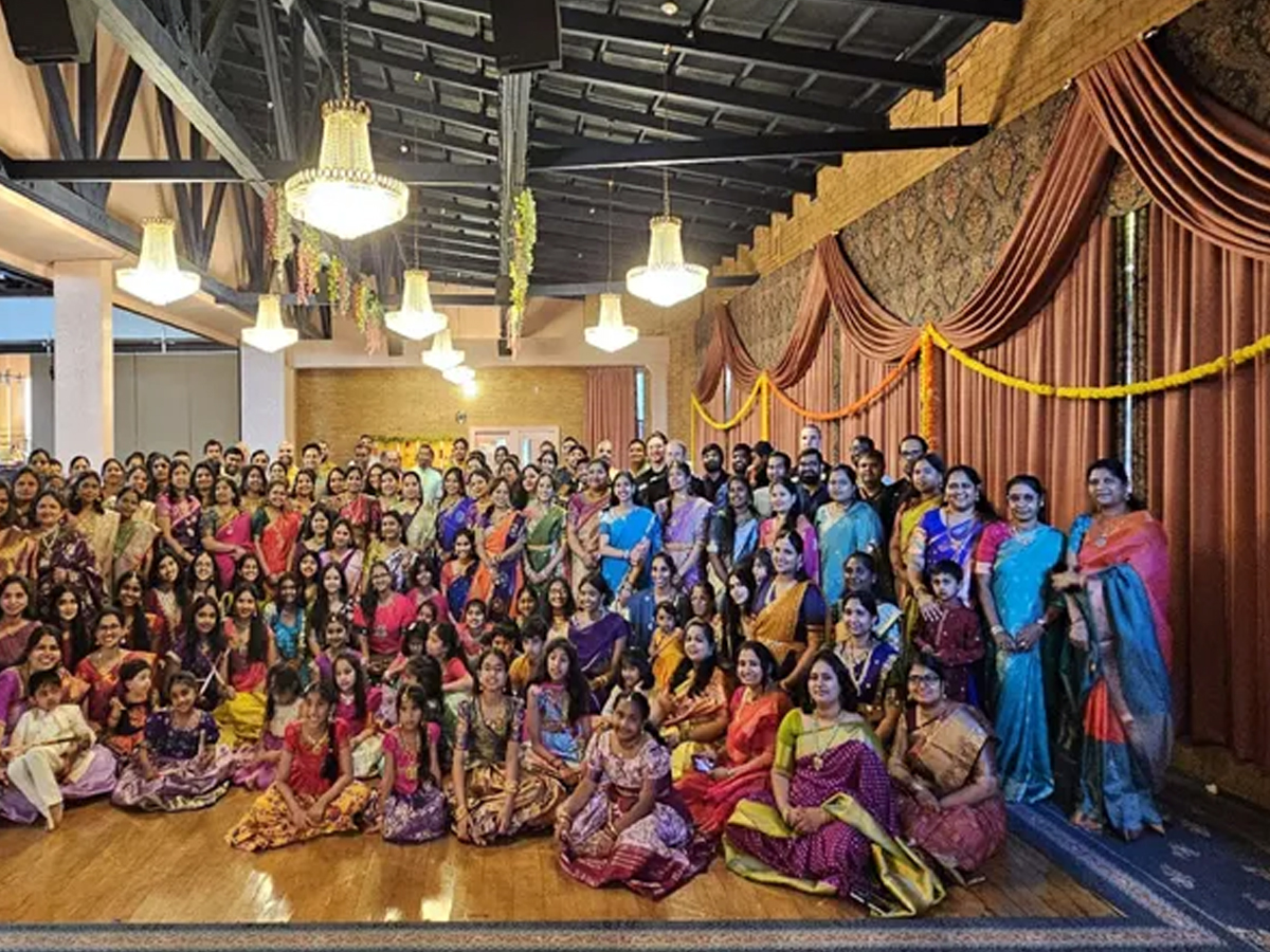 Bathukamma_20in_20scotland.jpg 17