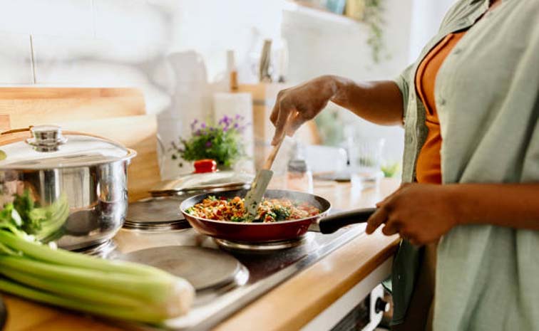 cook1_0.jpg