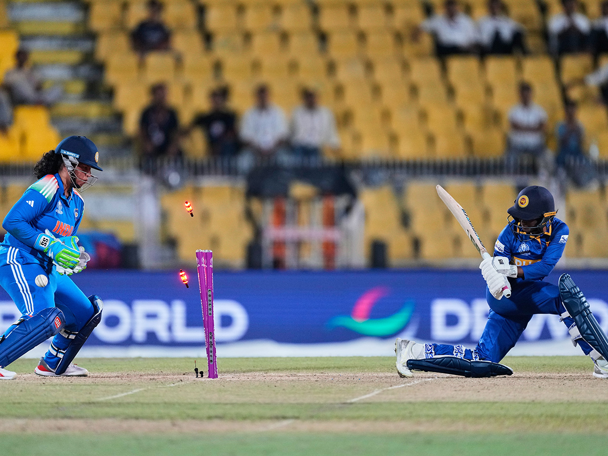 ICC_20Womens_20Cricket_20World_20Cup_202025_20match_20between_20India_20and_20Sri_20Lanka__20_2814_29.jpg 14