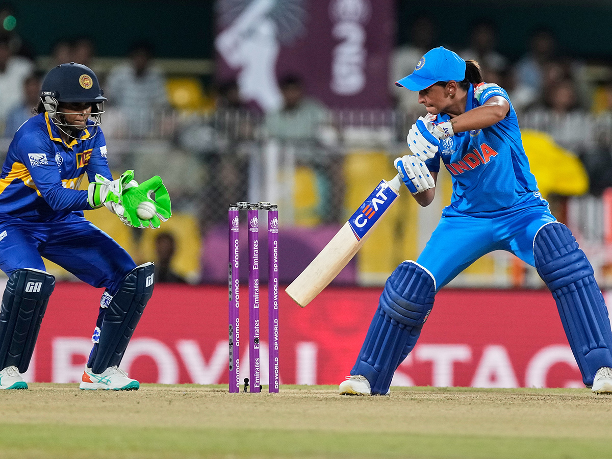 ICC_20Womens_20Cricket_20World_20Cup_202025_20match_20between_20India_20and_20Sri_20Lanka__20_2818_29.jpg 18