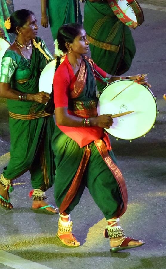 Saddula_20Bathukamma_20Closing_20Ceremonies_20on_20Tankbund__20_2822_29.jpg 22