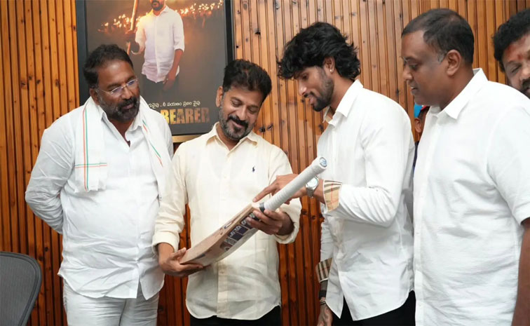 TILAK-VARMA-CM-REVANTH11.jpg