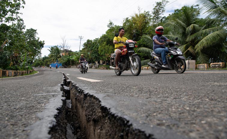 philippines-earthquake.jpg