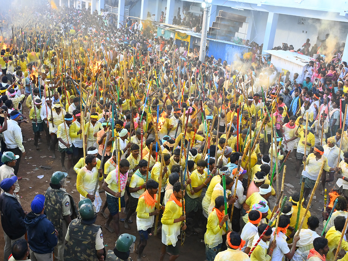 Devaragattu_20Banni_20Utsavam_20at_20Kurnool_20Photos__20_2823_29.jpg 23