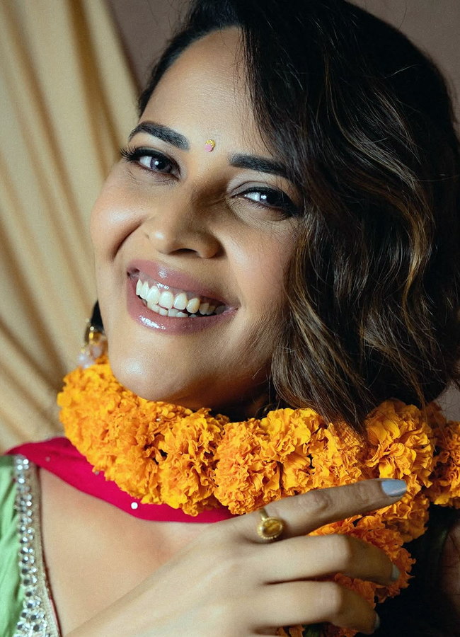 Anasuya_20Dasara14.jpg 15