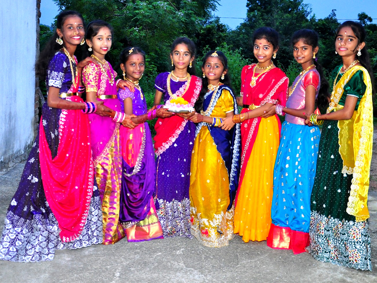 Bathukamma_202025_20Celebrations_20in_20Karimnagar_20District_20Photos__20_2814_29.jpg 14