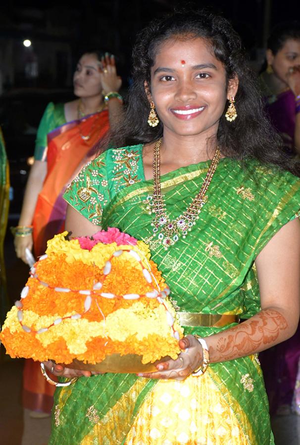 Bathukamma_202025_20Celebrations_20in_20Karimnagar_20District_20Photos__20_2821_29.jpg 21