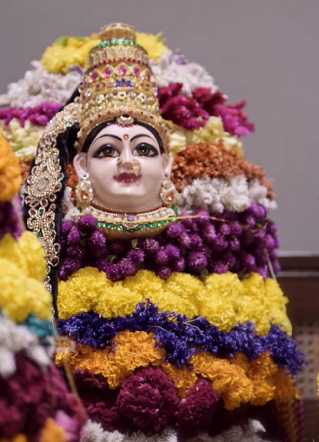 PV_20Sindhu_20Brathukamma_20celebrations5.jpg 6