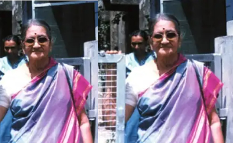 dr.radhapant.jpg