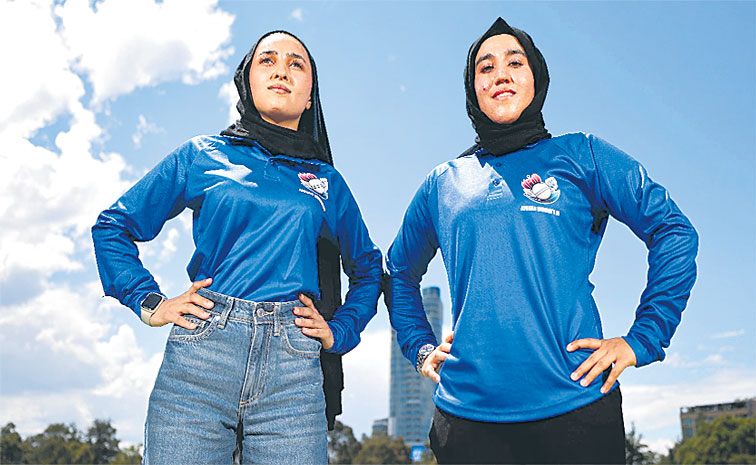 Firooza-Amiri-and--Nahida-S.jpg
