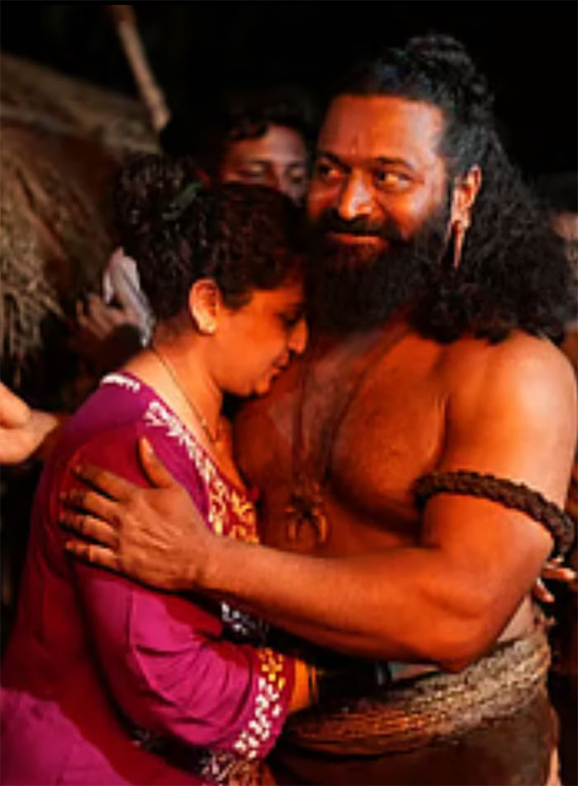 Pragathi_20Shetty_20in_20Kantara_20Chapter_201_20Movie_20Set_20Photos__20_287_29.jpg 7