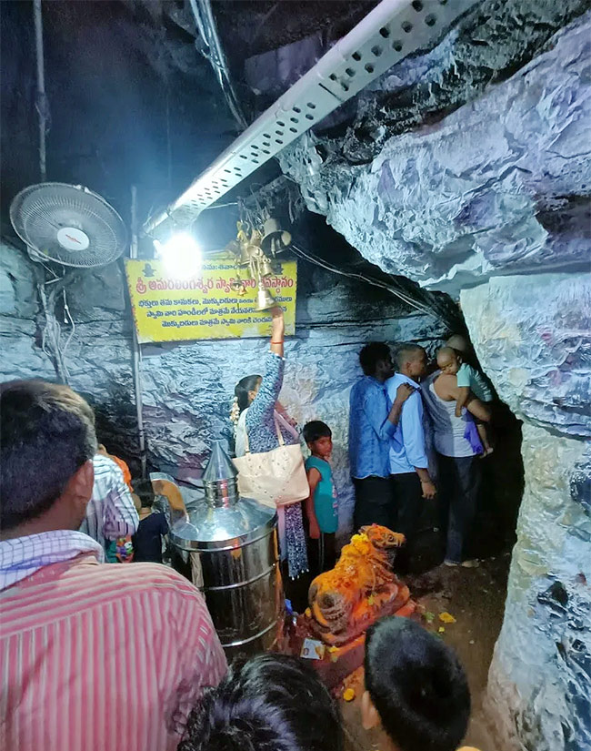 Sri_20Amaralingeswara_20Swamy_20Temple_20in_20Daida_20Bilam_20Photos__20_2822_29.jpg 22