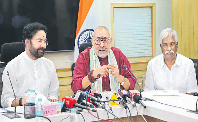 G-KISHAN-REDDY--WITH-MINIST.jpg