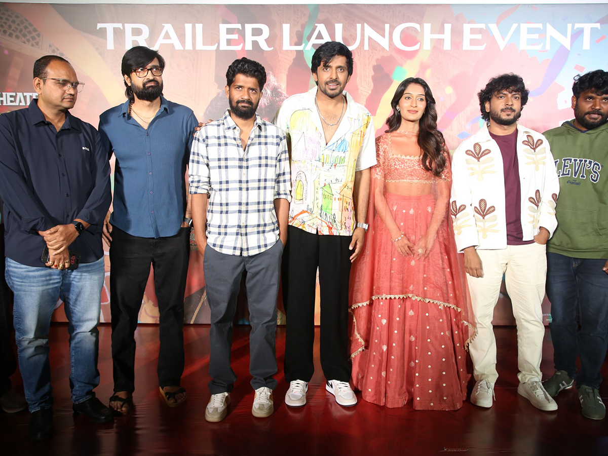 Mithra_20Mandali_20Trailer_20Launch_20Event_20Photos__20_282_29.jpg 2